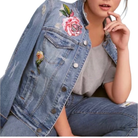 Lane Bryant Denim Jacket Embroidered Pink Rose Women’s Plus Size 24 - Picture 2 of 3